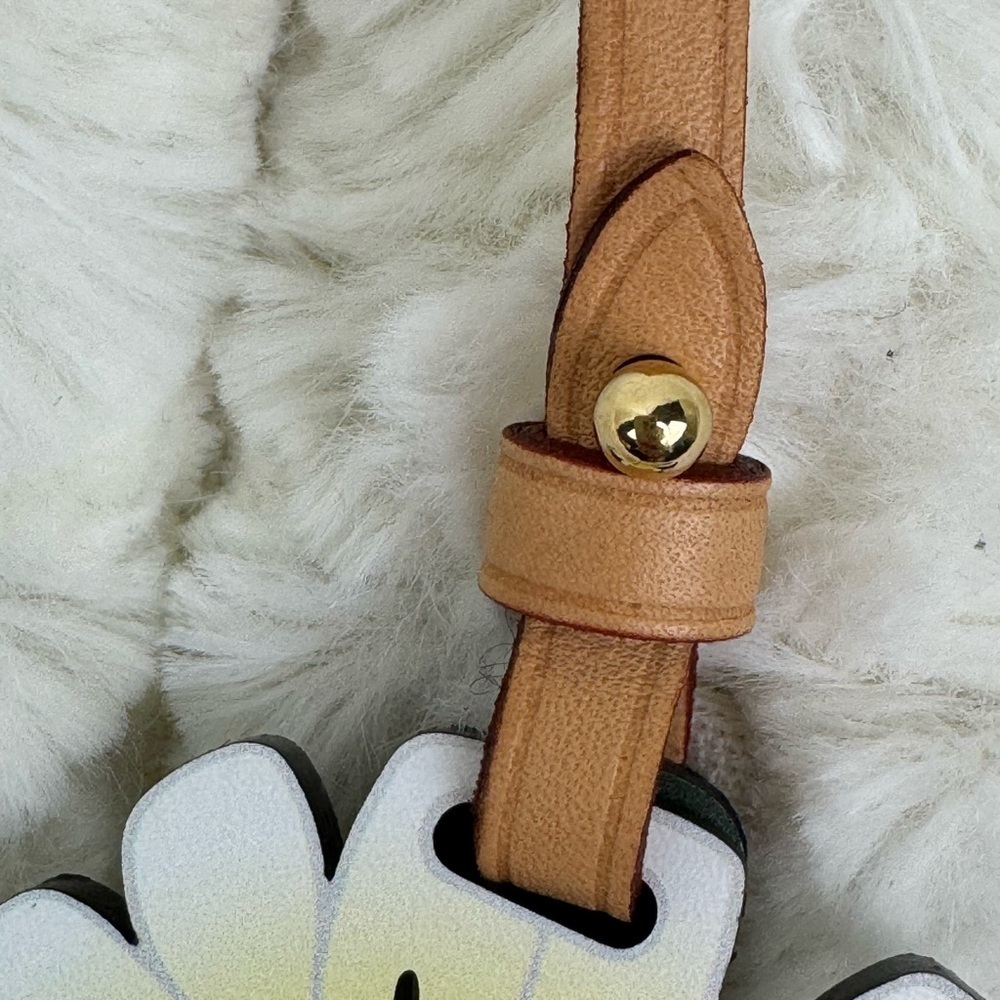 Louis Vuitton Bag Charm Pool Neverfull - Picture 4 of 13